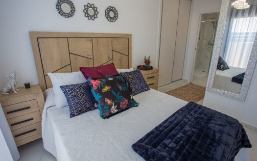 Villa for sale in Los Montesinos