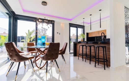 Villa for sale in Torrevieja