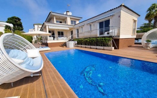 Villa for sale in Torrevieja