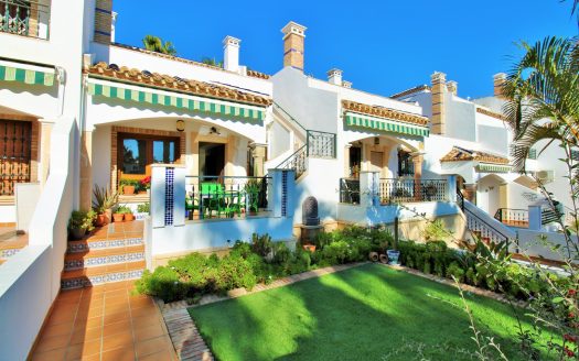 Bungalow for sale in Villamartin