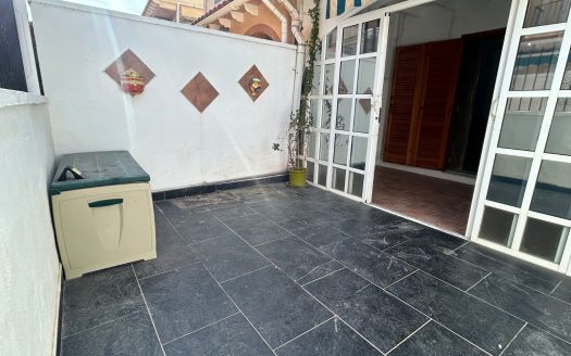 Townhouse for sale in El Chaparral