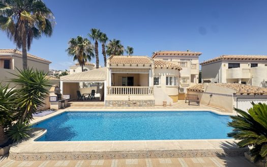 Villa for sale in Las Ramblas Golf