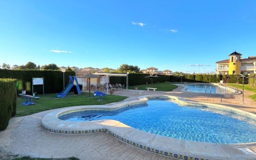 Townhouse for sale in Orihuela Costa