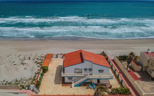 Villa for sale in La Manga del Mar Menor