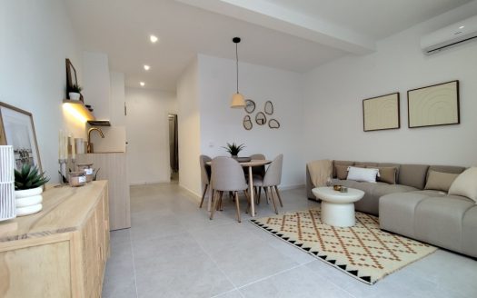 Bungalow for sale in La Siesta