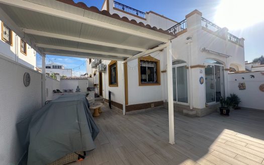 Townhouse for sale in Orihuela