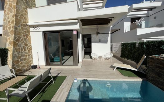 Semi-detached house for sale in Villamartin