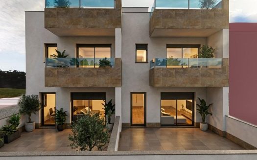 New Build Townhouses with Solarium and Basement Garage in Bigastro Vega Baja