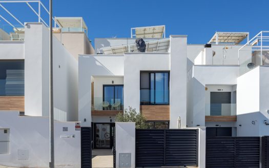 Townhouse for sale in Benijófar