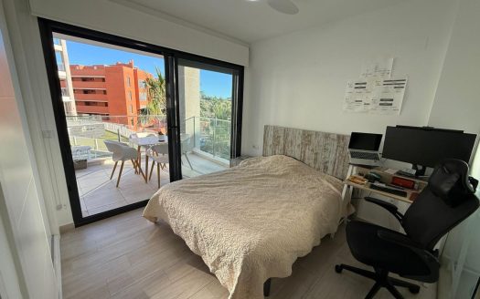 Modern 2 bedroom aspartment in Villamartin.