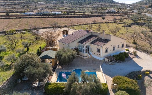 Finca Country Property for sale in La Zarza