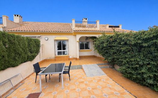 Bungalow for sale in Cabo Roig