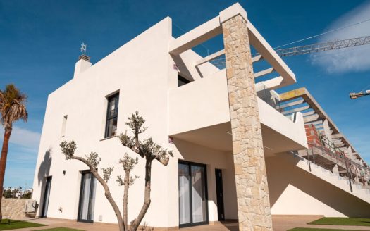 Town House for sale in Punta Prima