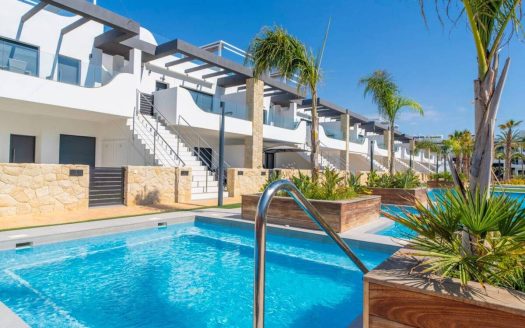 Town House for sale in Punta Prima