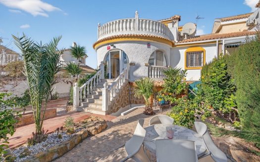 Villa for sale in Gran Alacant