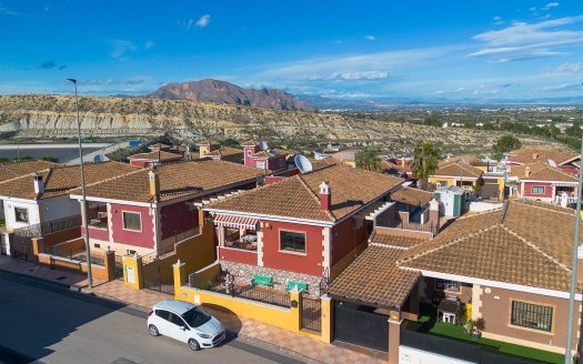 Villa for sale in Bigastro