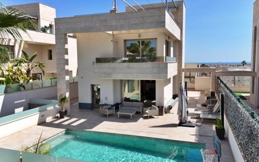 Villa for sale in Orihuela Costa
