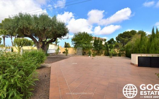 Villa for sale in Orihuela