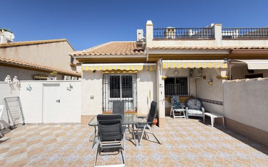 Bungalow for sale in La Zenia