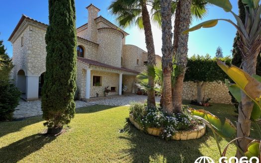 101 for sale in Cala panizo