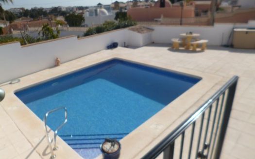 Villa for sale in Villamartin