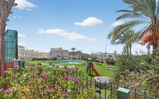 Townhouse for sale in Finestrat