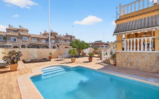 Villa for sale in Gran Alacant