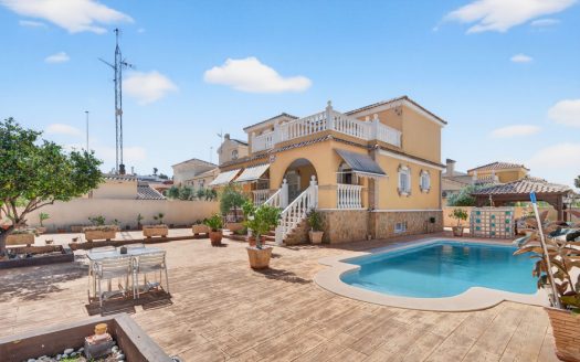 Villa for sale in Gran Alacant