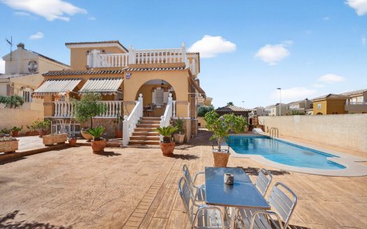 Villa for sale in Gran Alacant