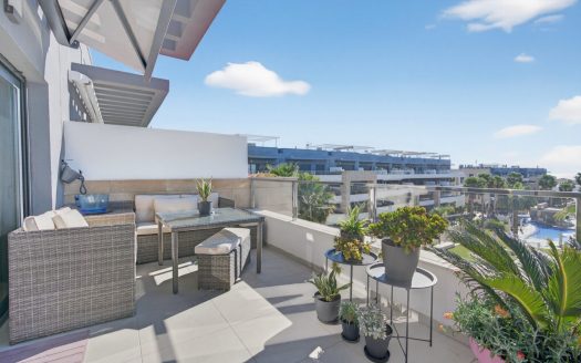 Penthouse for sale in Orihuela Costa