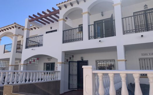 Town House for sale in Punta Prima