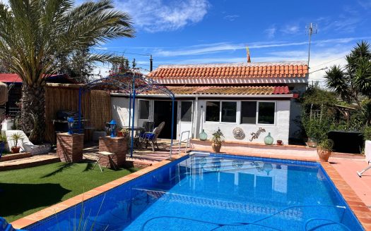 Finca Country Property for sale in Cartagena