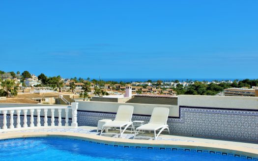 Villa for sale in Villamartin