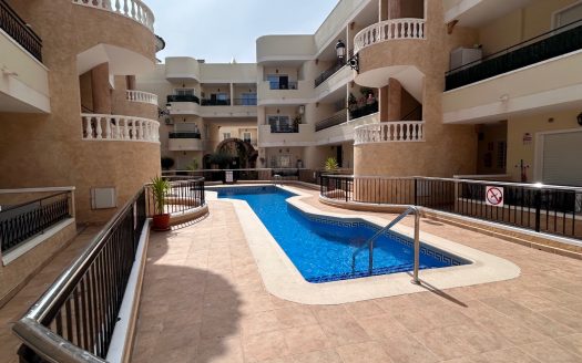 Apartment for sale in Jacarilla