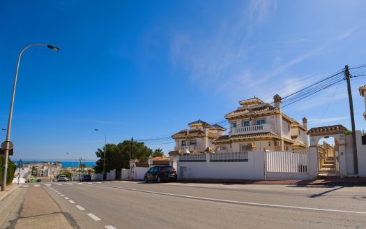 Detached Villa for sale in Torrevieja