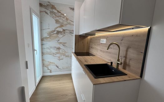 Penthouse for sale in Punta Prima