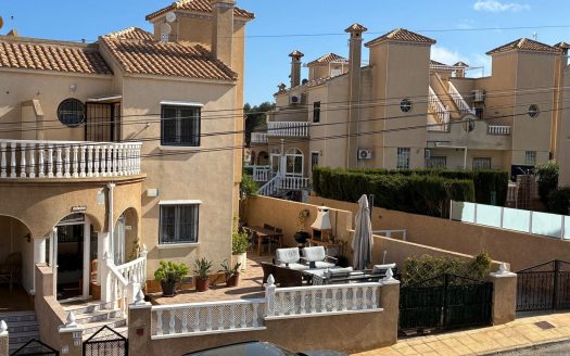 Semi-detached house for sale in Orihuela Costa