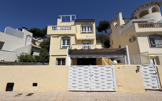 Villa for sale in Las Ramblas Golf