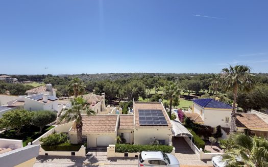 Villa for sale in Las Ramblas Golf
