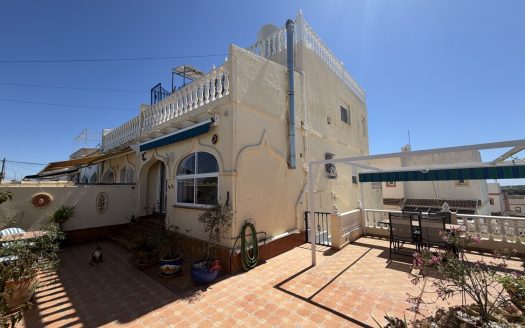 Townhouse for sale in San Miguel De Salinas