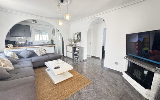 Villa for sale in Eagles Nest