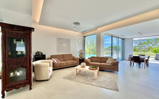 Villa for sale in Orihuela