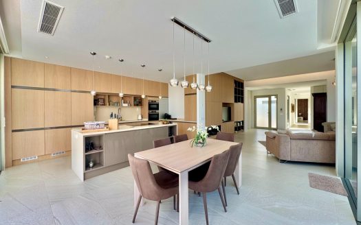 Villa for sale in Orihuela