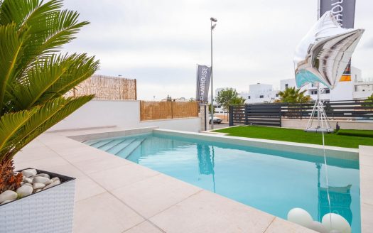 NEW BUILD MODERN VILLAS IN VILLAMARTIN