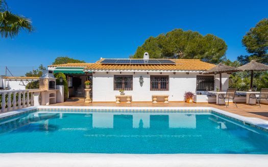 Villa for sale in Orihuela