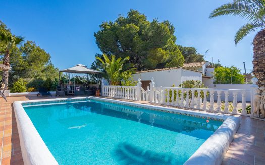 Villa for sale in Orihuela