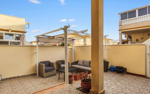 Bungalow for sale in Orihuela Costa