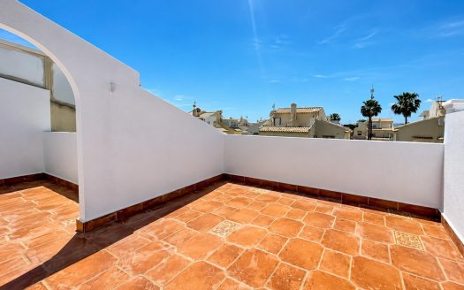 Townhouse for sale in Orihuela Costa