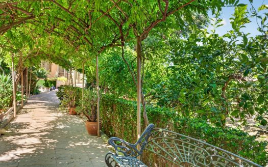 Villa for sale in Orihuela