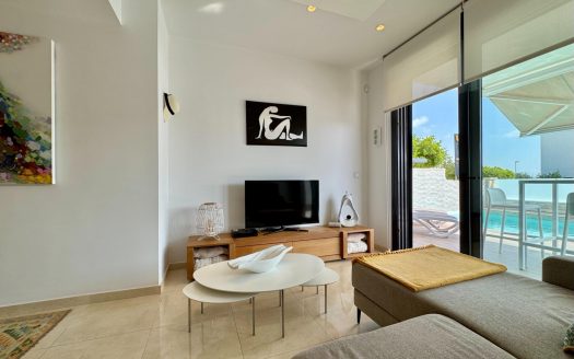 Villa for sale in San Miguel de Salinas